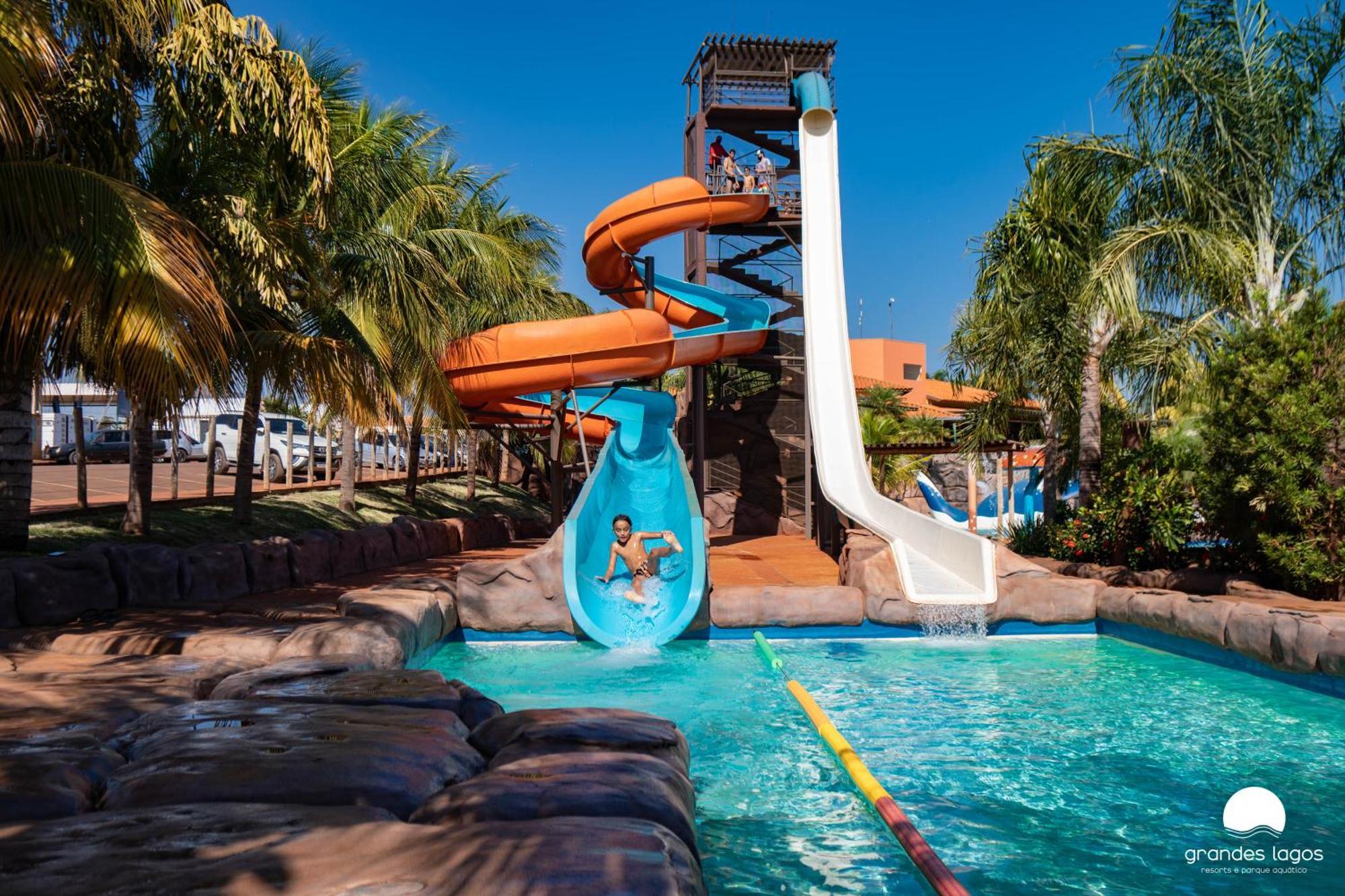 Grandes Lagos Resorts E Parque Aquatico Santa Clara d'Oeste Luaran gambar